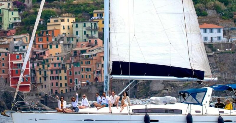 La Spezia: Private Sailboat Tour of Cinque Terre With Lunch - Experience Details