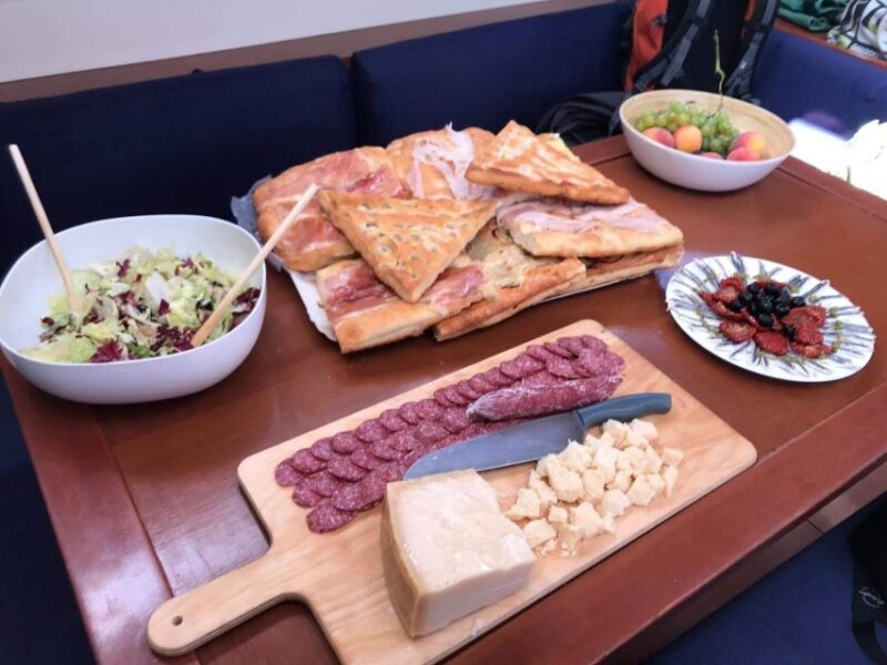 La Spezia: Private Sailboat Tour of Cinque Terre With Lunch - Important Information