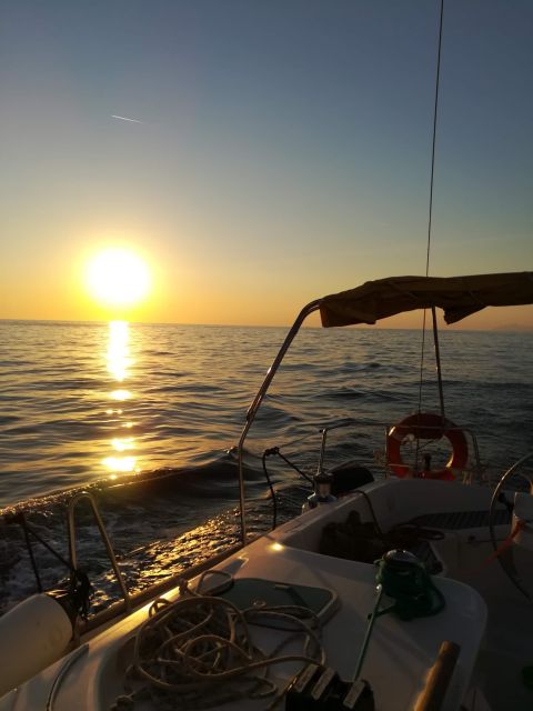 La Spezia: Private Sailboat Tour of Cinque Terre With Lunch - Sailing the Cinque Terre