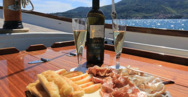 La Spezia: Sunset Boat Tour With Aperitif - Itinerary Highlights