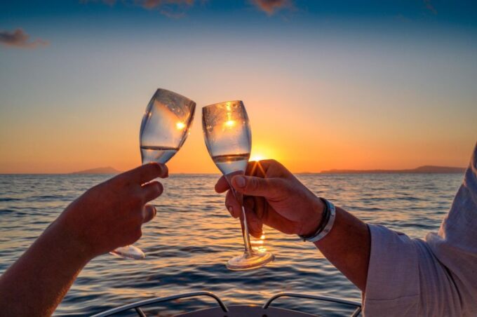 La Spezia: Sunset Boat Tour With Aperitivo and Snacks - Frequently Asked Questions