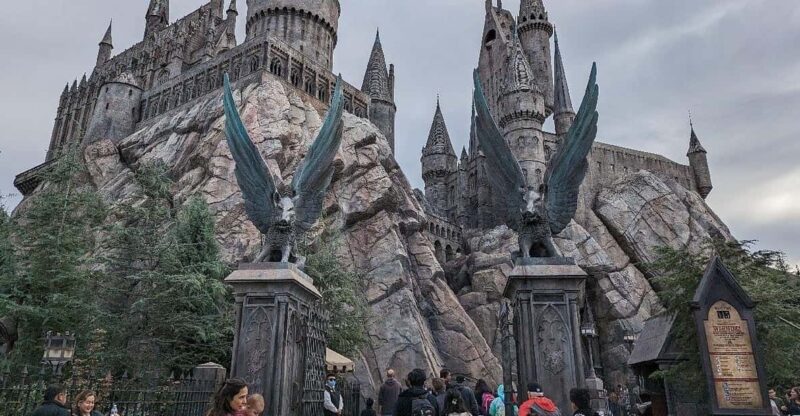 LA: Universal Studios Ticket and 1-Day Hop-on Hop-off Bus - Exploring Los Angeles