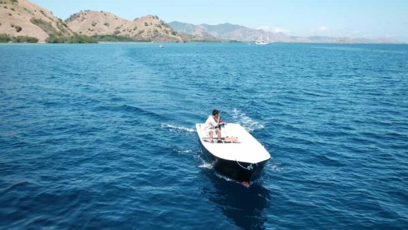 Labuan Bajo: 2 Nights Komodo Liveaboard on Phinisi Boat - An Introduction to the Tour