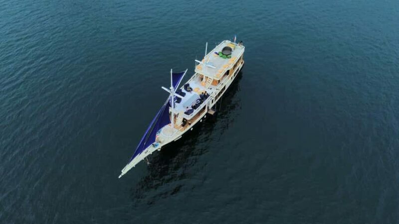 Labuan Bajo: 2 Nights Komodo Liveaboard on Phinisi Boat - Price & Value