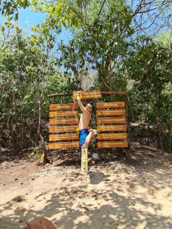 Labuan Bajo: Rangko Cave and Sand Island Half-Day Trip - Analyzing the Value
