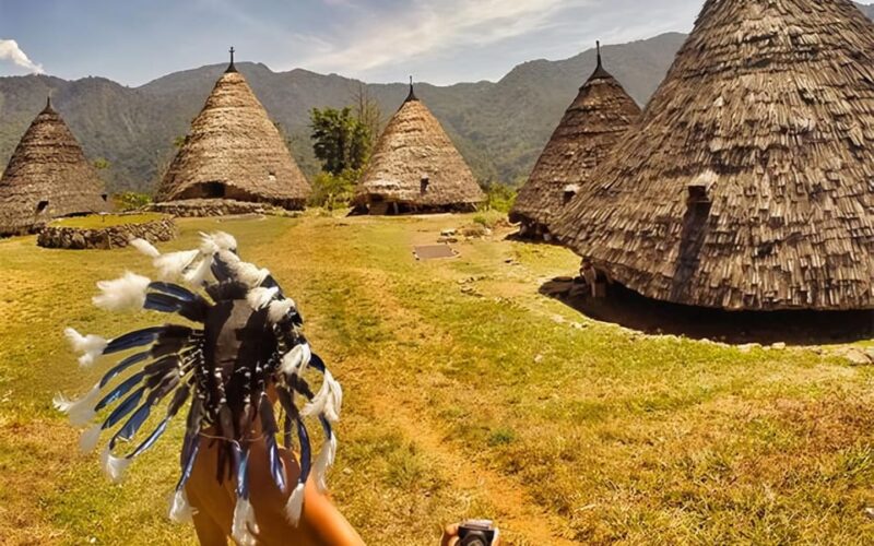 Labuan Bajo: Waerebo Tour 2 Days 1 Night Private Or Sharing - Itinerary and Experience