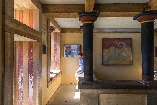 Labyrinth of Knossos Skip-The-Line Ticket With Tour Guide - Guided Tour With Licensed Guide