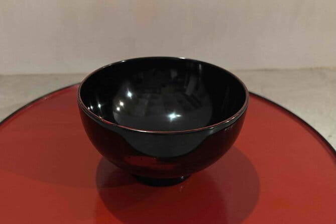 Lacquer Polishing Create Unique Japanese Tableware - Expanded Offerings and Customization Options