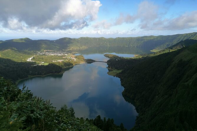 Lagoa Do Fogo and Sete-Cidades Full Day Tour With Lunch - About Your Stay