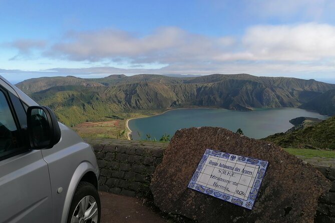 Lagoa Do Fogo and Sete-Cidades Full Day Tour With Lunch - Lagoa Do Fogo Exploration