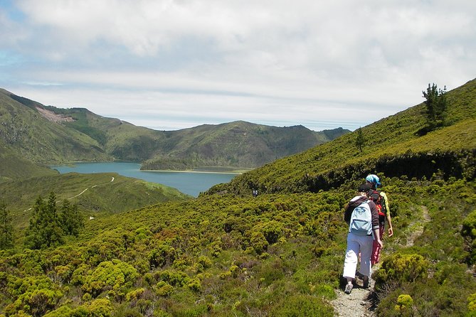 Lagoa Do Fogo Walking Tour With Lunch From Ponta Delgada - Fitness Requirements