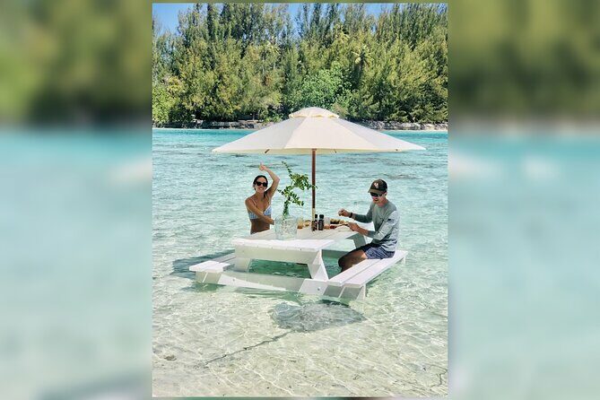 Lagoon Tour + lunch with your feet in the water on a Motu - An Overview of the Experience