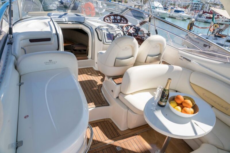 Lagos: 2-Hour Evening Champagne Cruise - Onboard Amenities