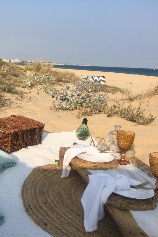Lagos : Amazing Sunset Picnic at Beach - Picnic Details