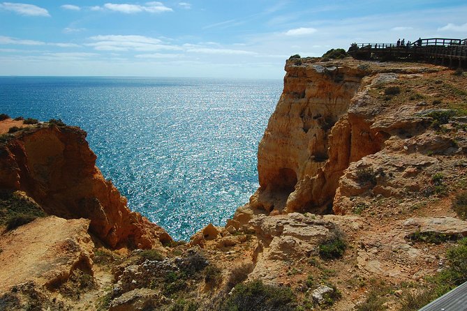 Lagos and Carvoeiro Premium - Shared Small Group > VTOURS Algarve - Accessibility and Participation