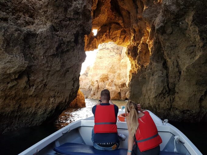 Lagos: Ponta Da Piedade Grotto 1-Hour Tour With Local Guide - Unique Rock Formations