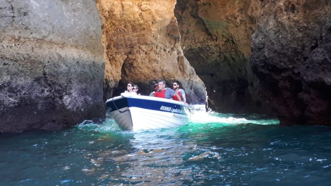 Lagos: Ponta Da Piedade Grotto 1-Hour Tour With Local Guide - Frequently Asked Questions