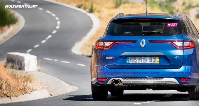 Lagos: Private Transfer to Faro Airport (60 Min) - Included in the Price