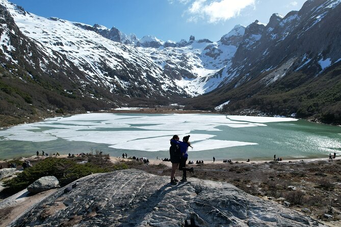 Laguna Esmeralda (Trekking + Lunch at Refuge) - Health Restrictions and Guidelines