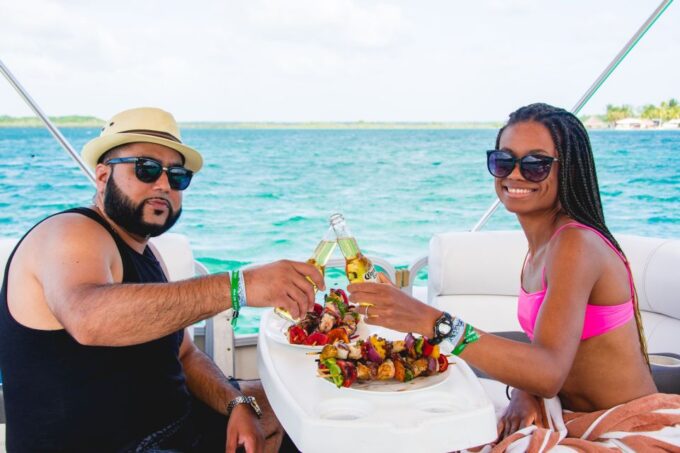 Laguna Grill: 4-Hr Private Boat Tour With BBQ and Drinks - Tailor-Made Experience