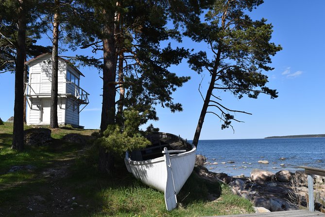 Lahemaa National Park in Estonia - Hiking Moors and Waterfalls