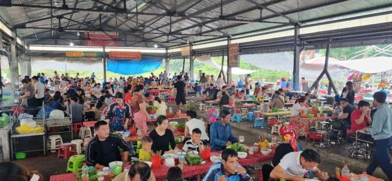 Lai Chau: Colorful Ethnic Market of San Thang on Sunday - Key Points