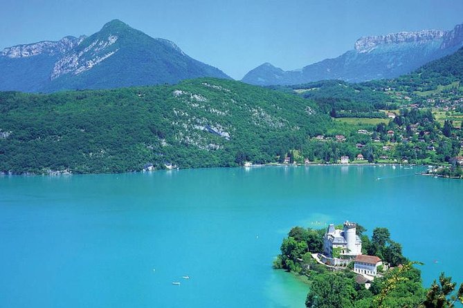 Lake Annecy Private Day Trip From Geneva - Passport and Accessibility