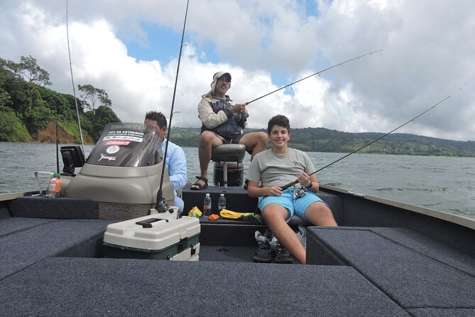 Lake Arenal Sport Fishing Incl. Boxlunch - Wildlife and Nature Experiences