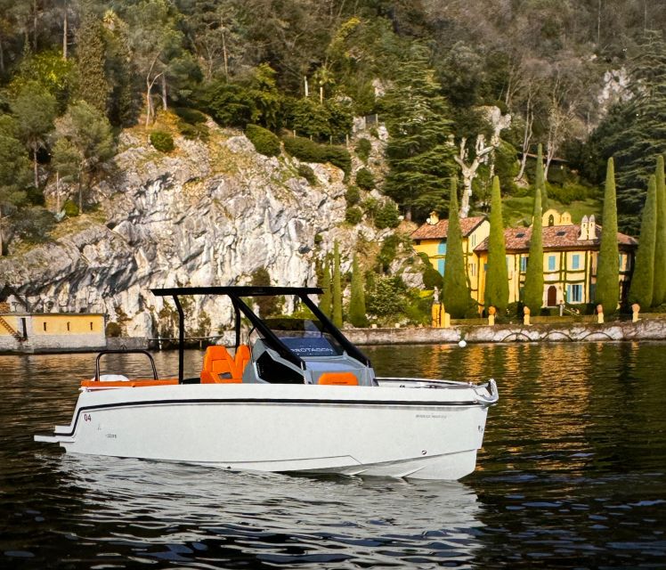 Lake Como: 2 Hour Private Boat Tour With Driver - Experience Highlights