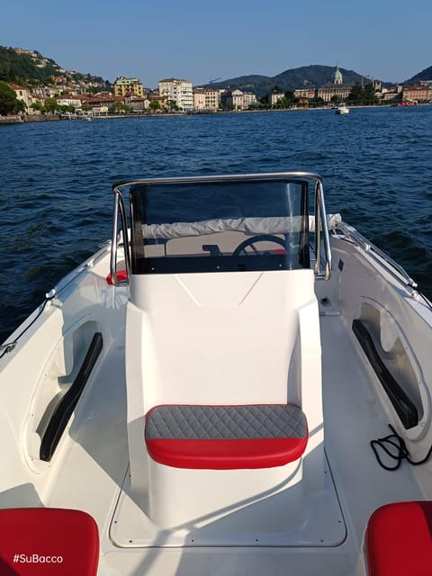 Lake Como: 4-Hour Private Boat Rental - Boat Features and Amenities