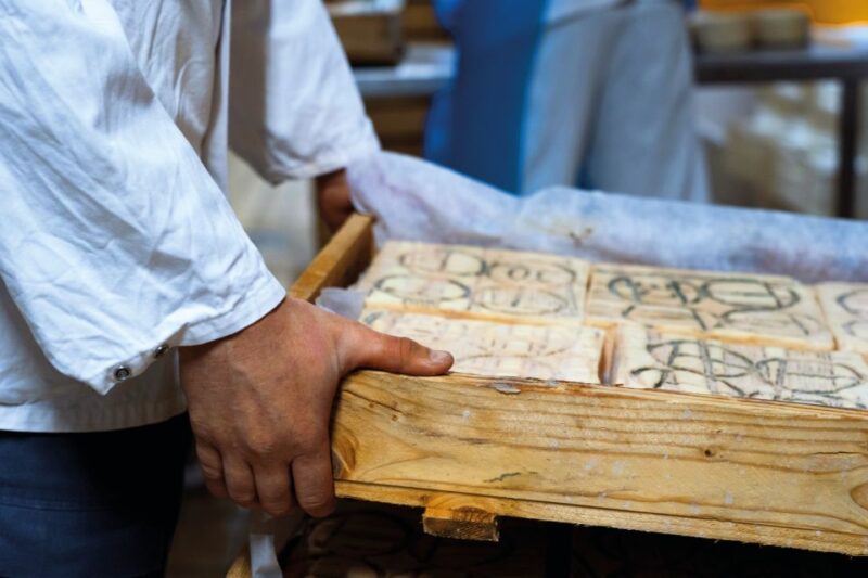 Lake Como: Cheese Factory Tour and Tasting in Valsassina - Highlights of the Tour