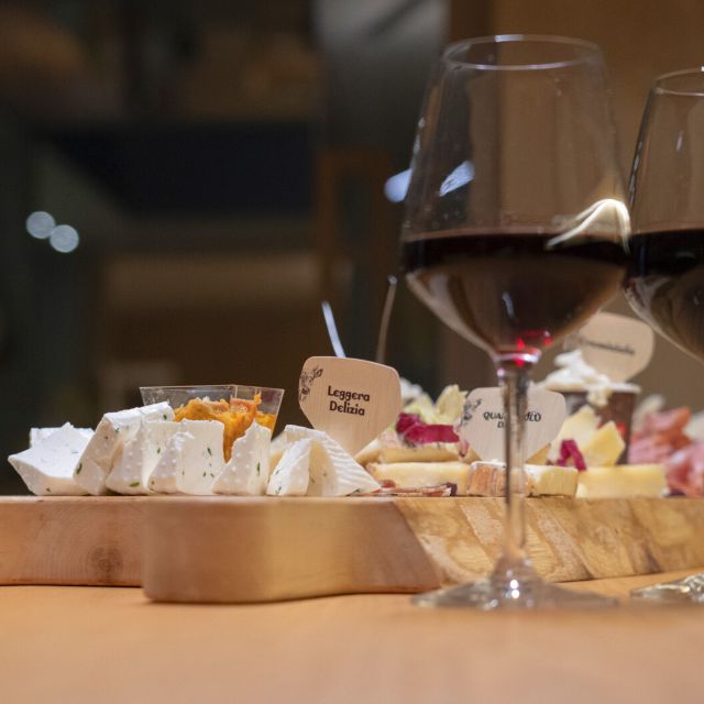 Lake Como: Cheese Tasting in Valsassina With E-Bike Tour - Important Information