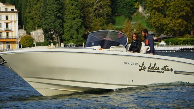 Lake Como: Dreamer Private Tour 1 Hour Invictus Boat - Pricing and Flexibility