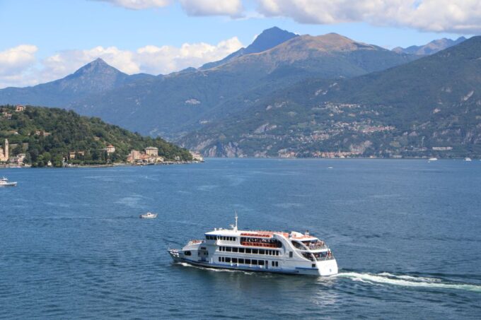 Lake Como: Highlights Tour With a Local by Private Car - Tour Duration and Pricing