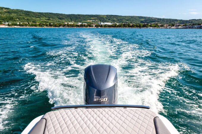 Lake Como Private Boat Tour With Wine - Boat Tour Inclusions