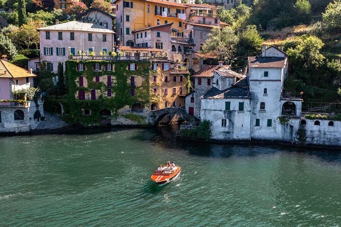 Lake Como Private Classic Speedboat Tour - Scenic Highlights