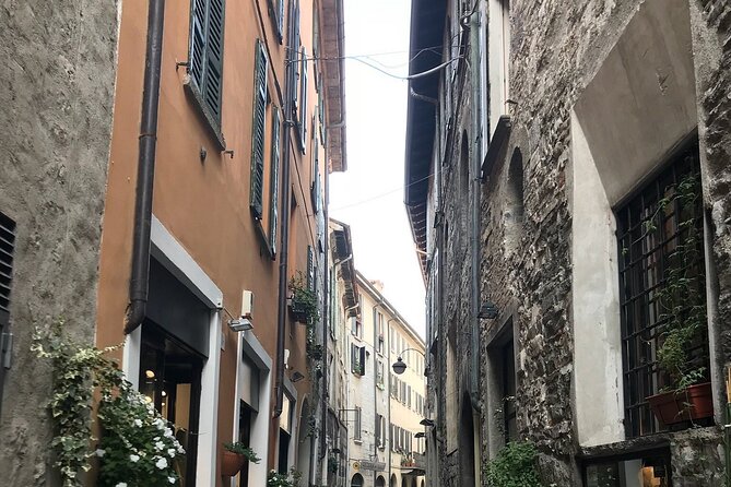 Lake Como: Self-Guided Walking Tour - Downtown Como - Frequently Asked Questions