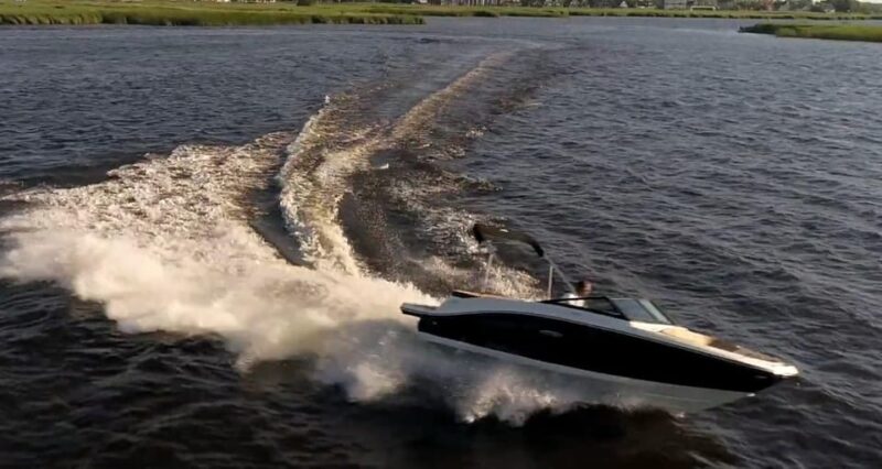 Lake Constance (Untersee!): Exclusive Waterfun Boattour - Pickup and Locations