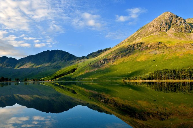 Lake District Tour: Mountains & 10 Lakes  - Windermere - Sail the Tranquil Lake Windermere