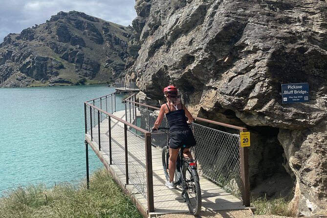 Lake Dunstan Cycleway Bike Rental And Return Shuttle - Scenic Highlights