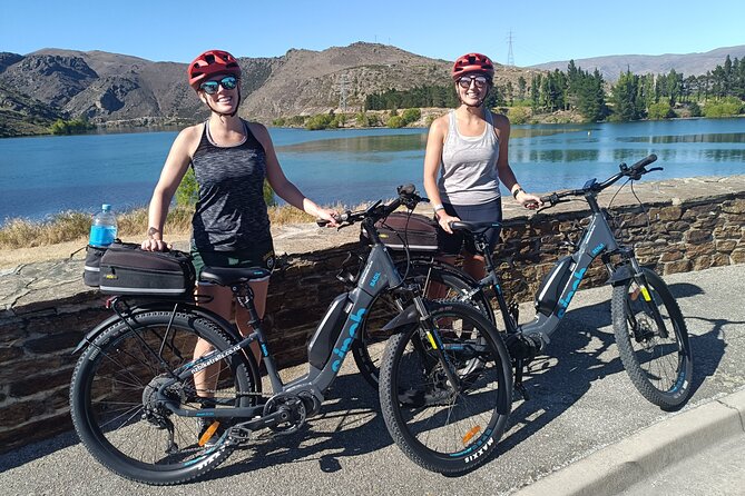 Lake Dunstan Cycleway Bike Rental With Return Luxury Shuttle - Included Equipment and Safety
