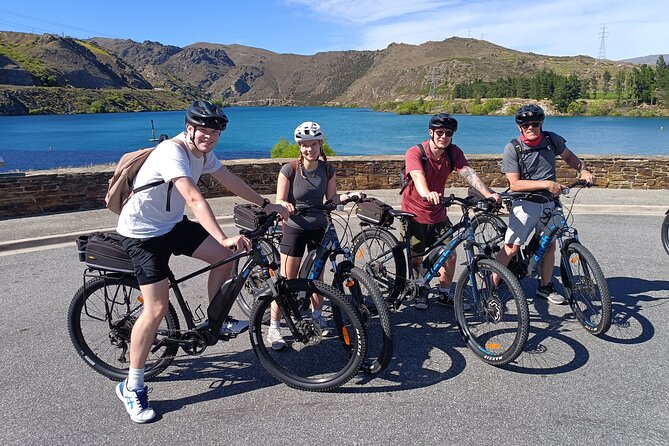 Lake Dunstan Cycleway Bike Rental With Return Luxury Shuttle - Trail Difficulty and Accessibility
