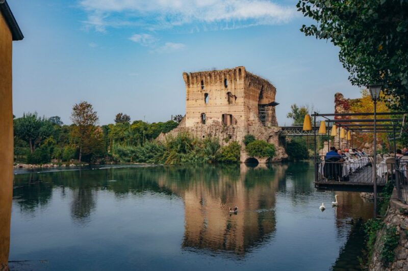 Lake Garda and Borghetto E-Bike Tour - Getting to Peschiera Del Garda