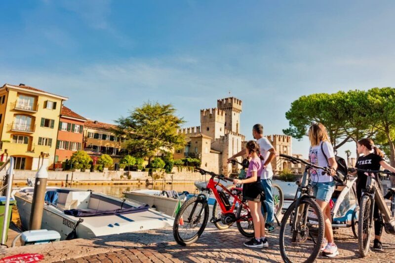 Lake Garda: E-bike Rental - Highlights of Sirmione and Scaliger Castle
