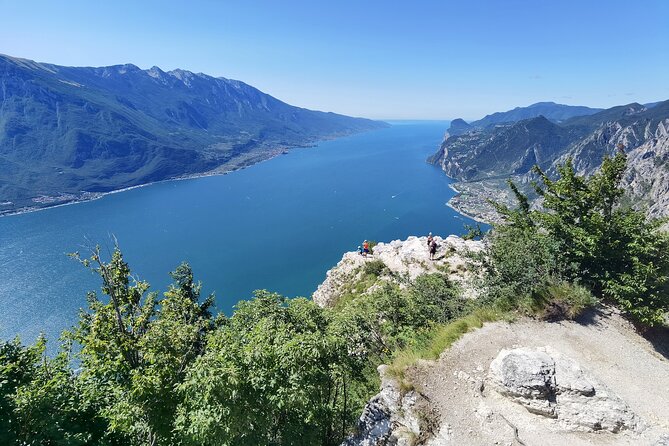Lake Garda: One Day Private E-Bike Tour - Exploring Lake Garda
