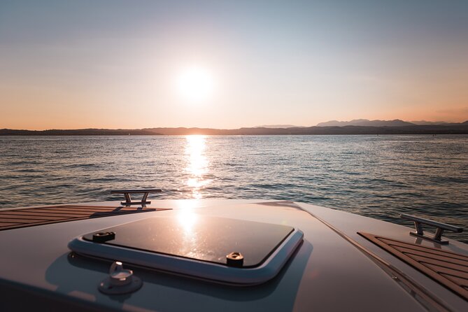 Lake Garda Sunset Cruise From Sirmione With Prosecco - Meeting Point and Identification