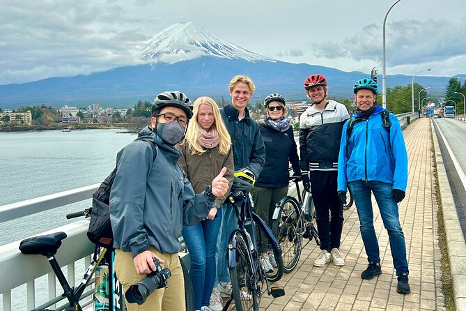 Lake Kawaguchi Explorer: E-Bike Guided Tour - Explore Lake Kawaguchi