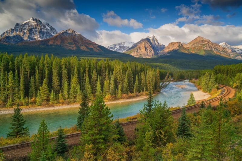 Lake Louise and Moraine: Self-Guided Driving Audio Tour - Key Points