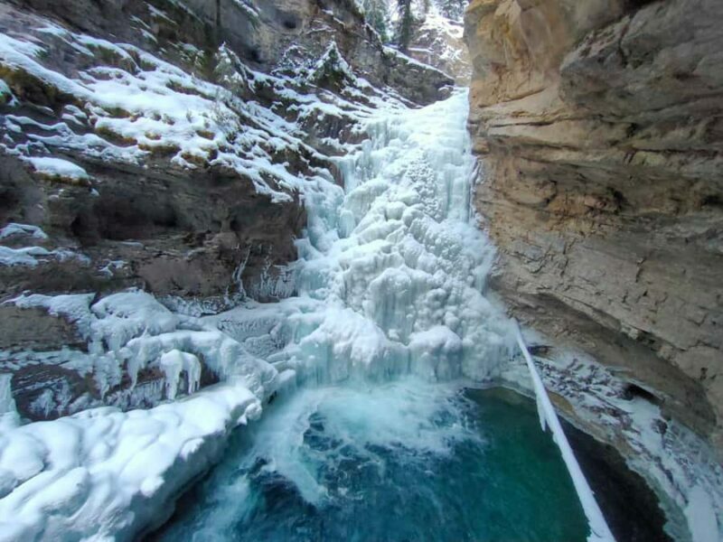 Lake Louise, Johnston Canyon Bow Falls Surprise Corner Tour - The Sum Up