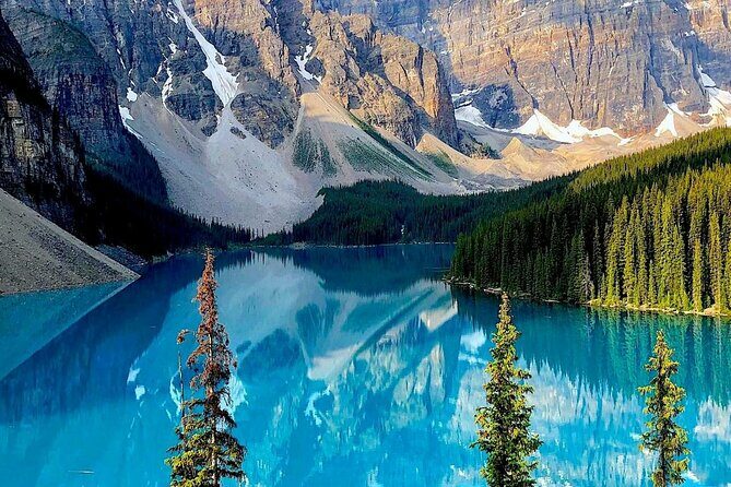 Lake Louise, Moraine, Emerald, Johnston Canyon and Banff Town - A Deep Dive into the Itinerary